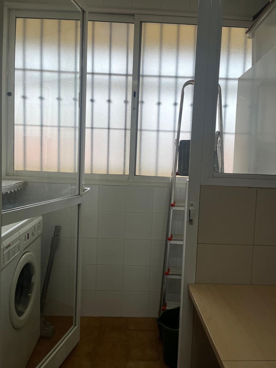 4 makuuhuone Huoneisto myytävänä paikassa Fuengirola mukana 
autotalli - 429 000 € (Ref: 9797082)