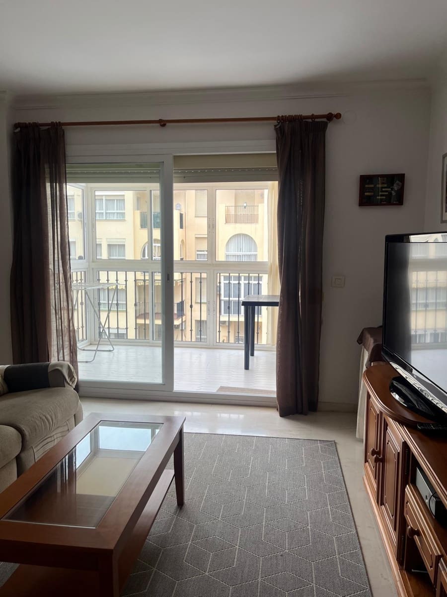 4 makuuhuone Huoneisto myytävänä paikassa Fuengirola mukana 
autotalli - 429 000 € (Ref: 9797082)