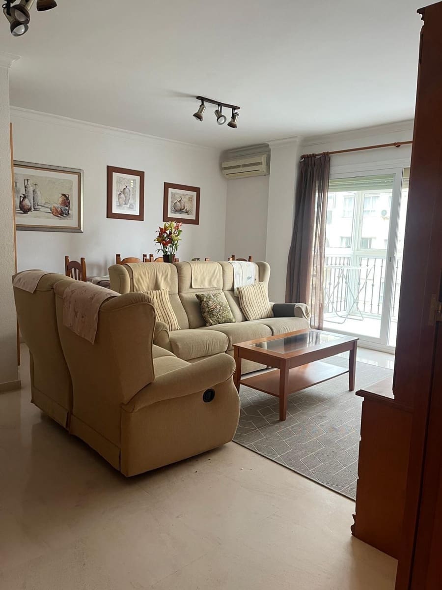 4 makuuhuone Huoneisto myytävänä paikassa Fuengirola mukana 
autotalli - 429 000 € (Ref: 9797082)