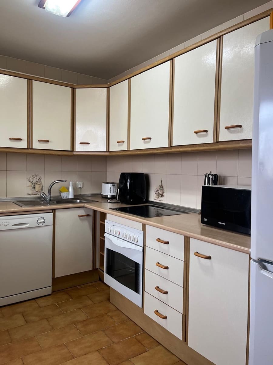 4 makuuhuone Huoneisto myytävänä paikassa Fuengirola mukana 
autotalli - 429 000 € (Ref: 9797082)