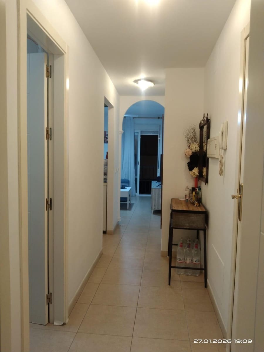 1 bedroom Apartment for sale in Fuengirola - € 220,000 (Ref: 9799249)