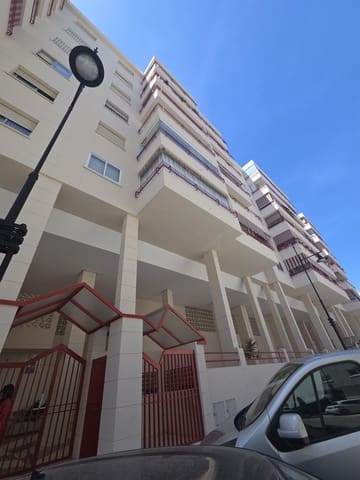 3 bedroom Apartment for sale in Fuengirola with garage - € 399,000 (Ref: 9818211)