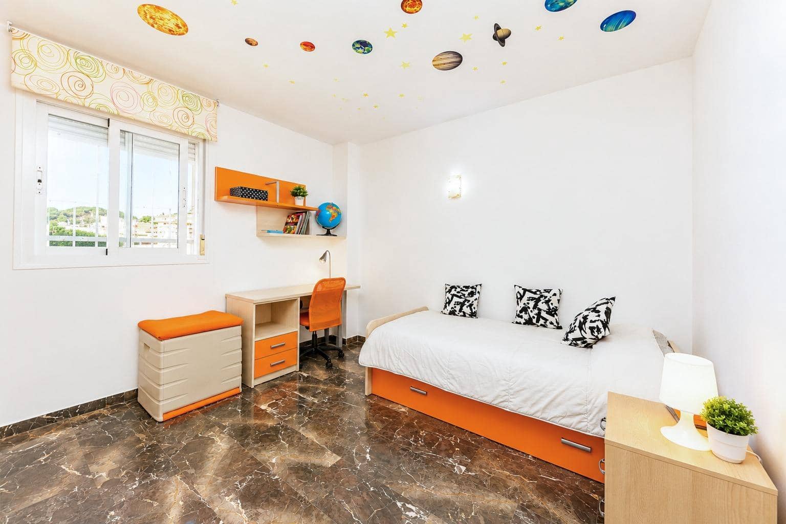 2 bedroom Flat for sale in Carvajal with garage - € 360,000 (Ref: 9826659)