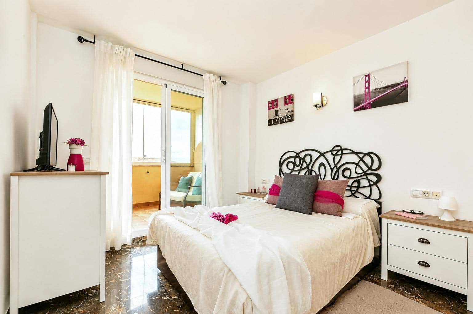 2 bedroom Flat for sale in Carvajal with garage - € 360,000 (Ref: 9826659)