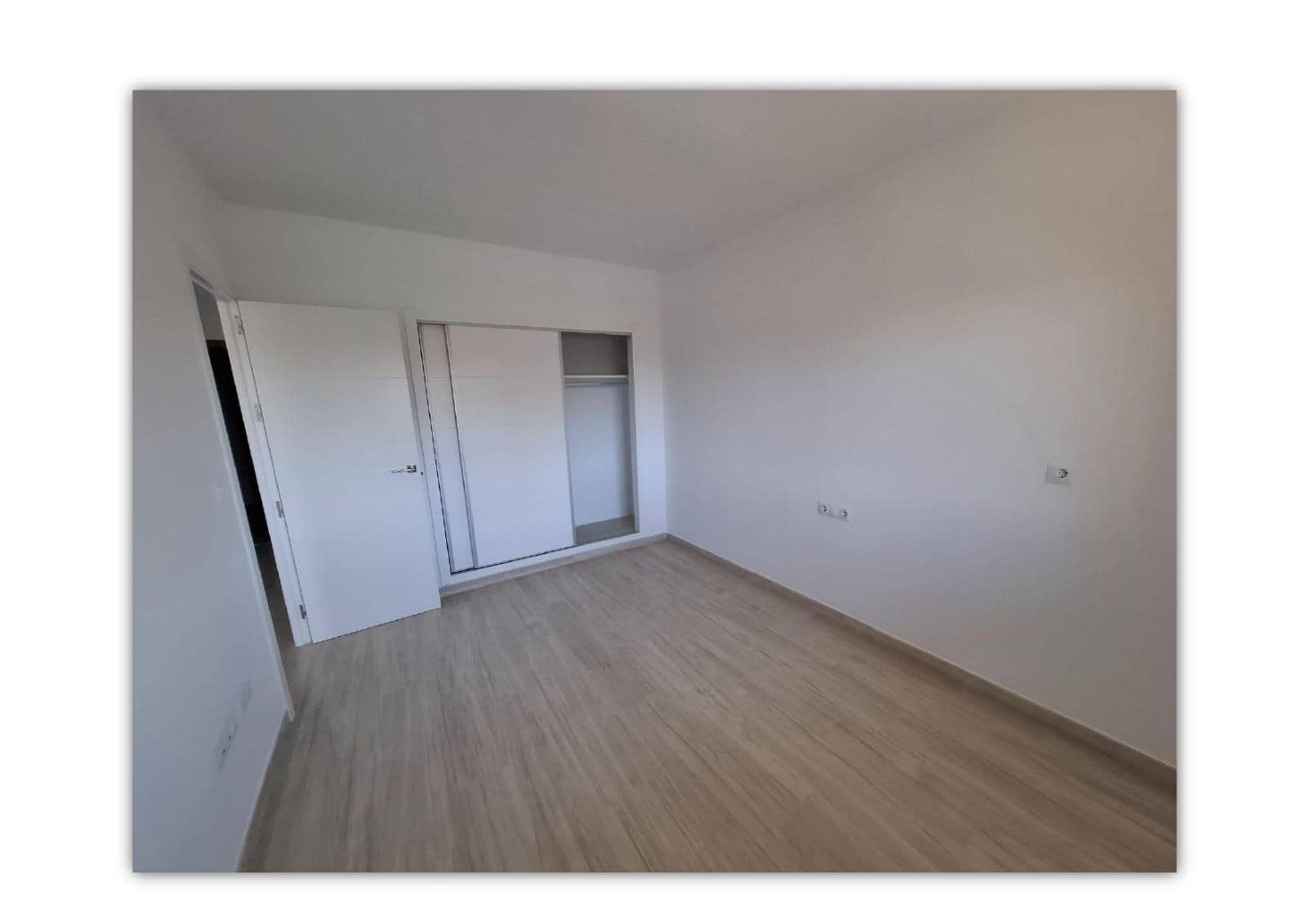 1 bedroom Apartment for sale in Fuengirola with pool garage - € 335,000 (Ref: 9836665)