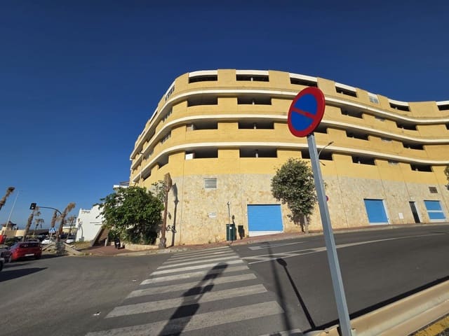 Garage à vendre à Benalmádena - 25 000 € (Ref: 9865189)