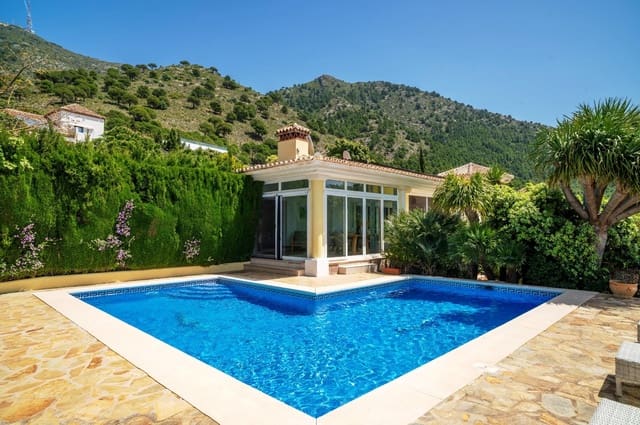 6 soverom Villa til salgs i Mijas med svømmebasseng garasje - € 2 750 000 (Ref: 9867025)