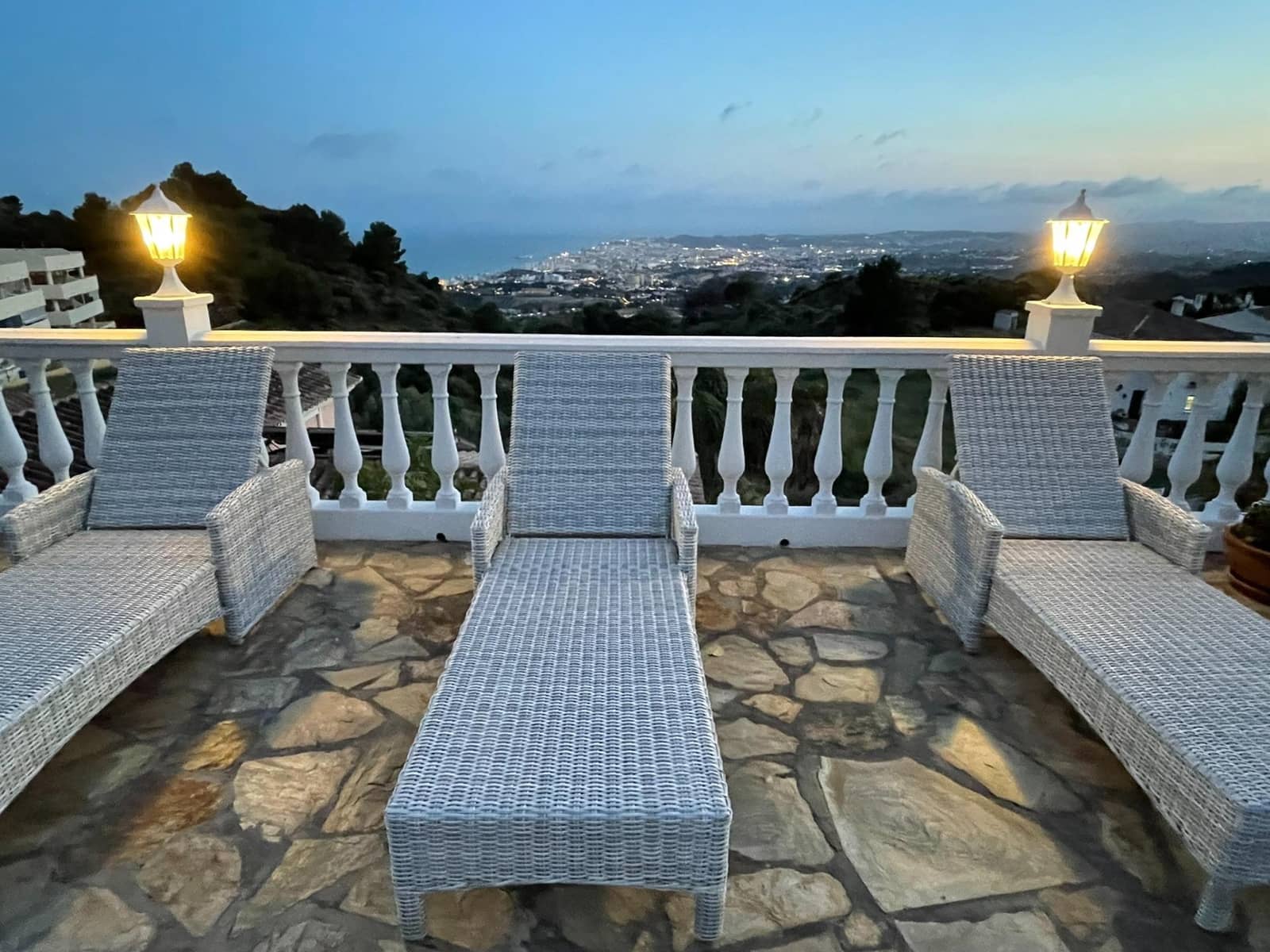 6 bedroom Villa for sale in Mijas with pool garage - € 2,750,000 (Ref: 9867025)