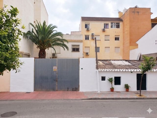 Byggetomt til salgs i Zona Puerto Deportivo, Fuengirola - € 768 000 (Ref: 9876425)