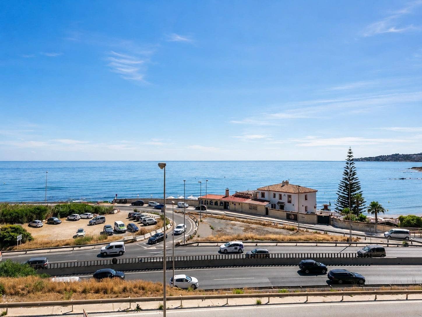 3 makuuhuone Paritalo myytävänä paikassa Mijas mukana uima-altaan 
autotalli - 649 000 € (Ref: 9884803)