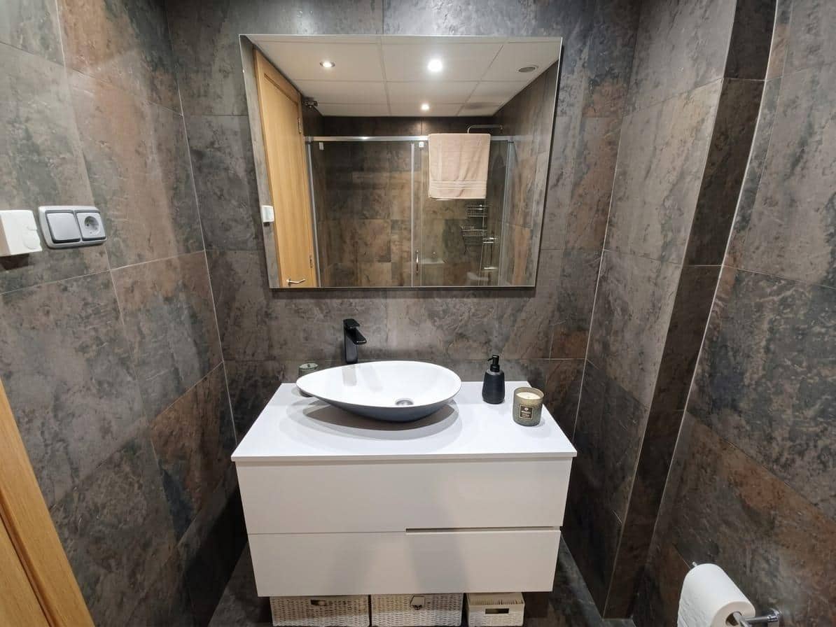 3 bedroom Semi-detached Villa for sale in Benalmadena with pool - € 790,000 (Ref: 9893866)