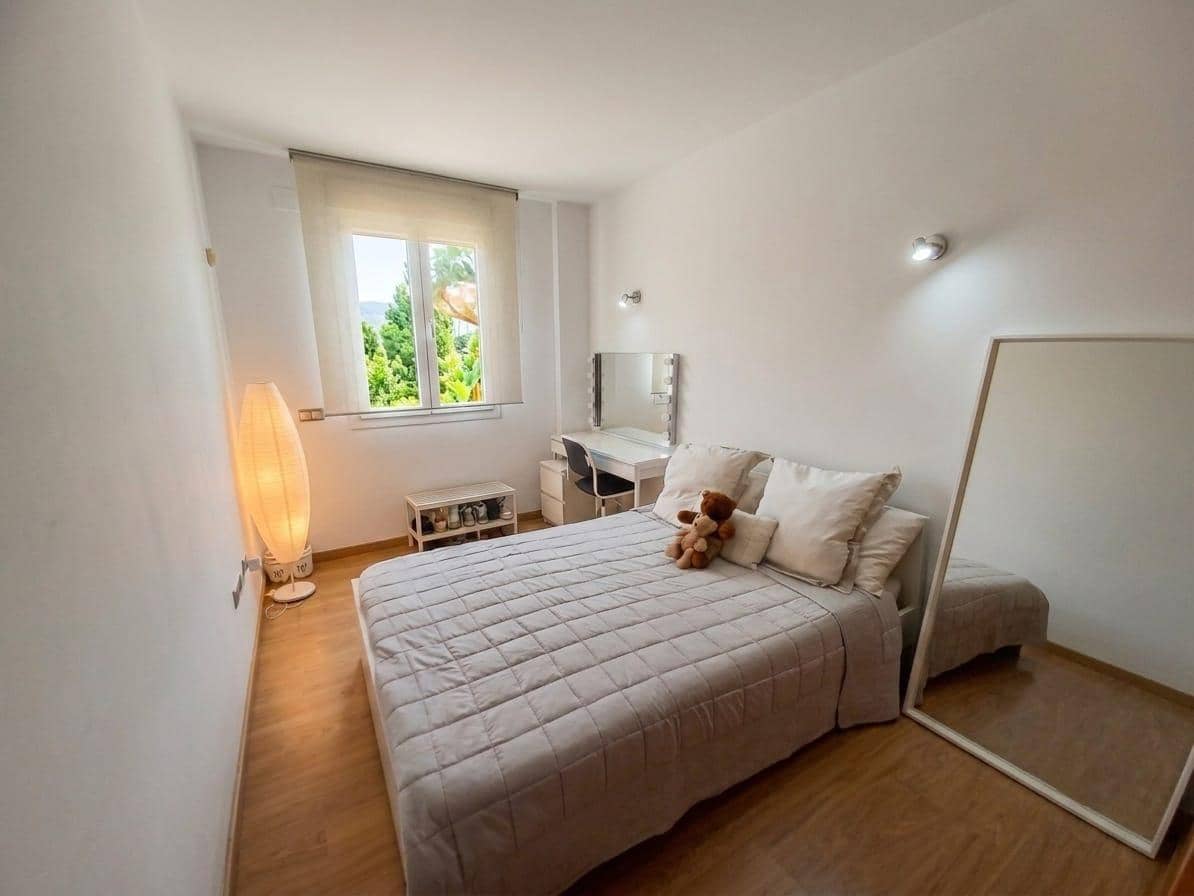 3 bedroom Semi-detached Villa for sale in Benalmadena with pool - € 790,000 (Ref: 9893866)