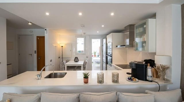 3 soveværelse Bungalow til salg i Benalmádena med swimmingpool - € 790.000 (Ref: 9893866)