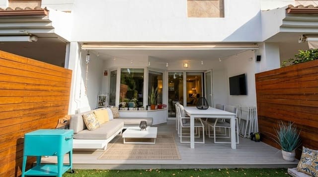 3 soveværelse Bungalow til salg i Benalmádena med swimmingpool - € 790.000 (Ref: 9893866)