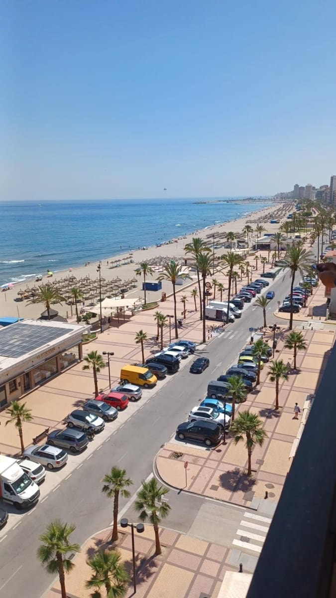 2 makuuhuone Asunto myytävänä paikassa Fuengirola mukana 
autotalli - 600 000 € (Ref: 9903933)