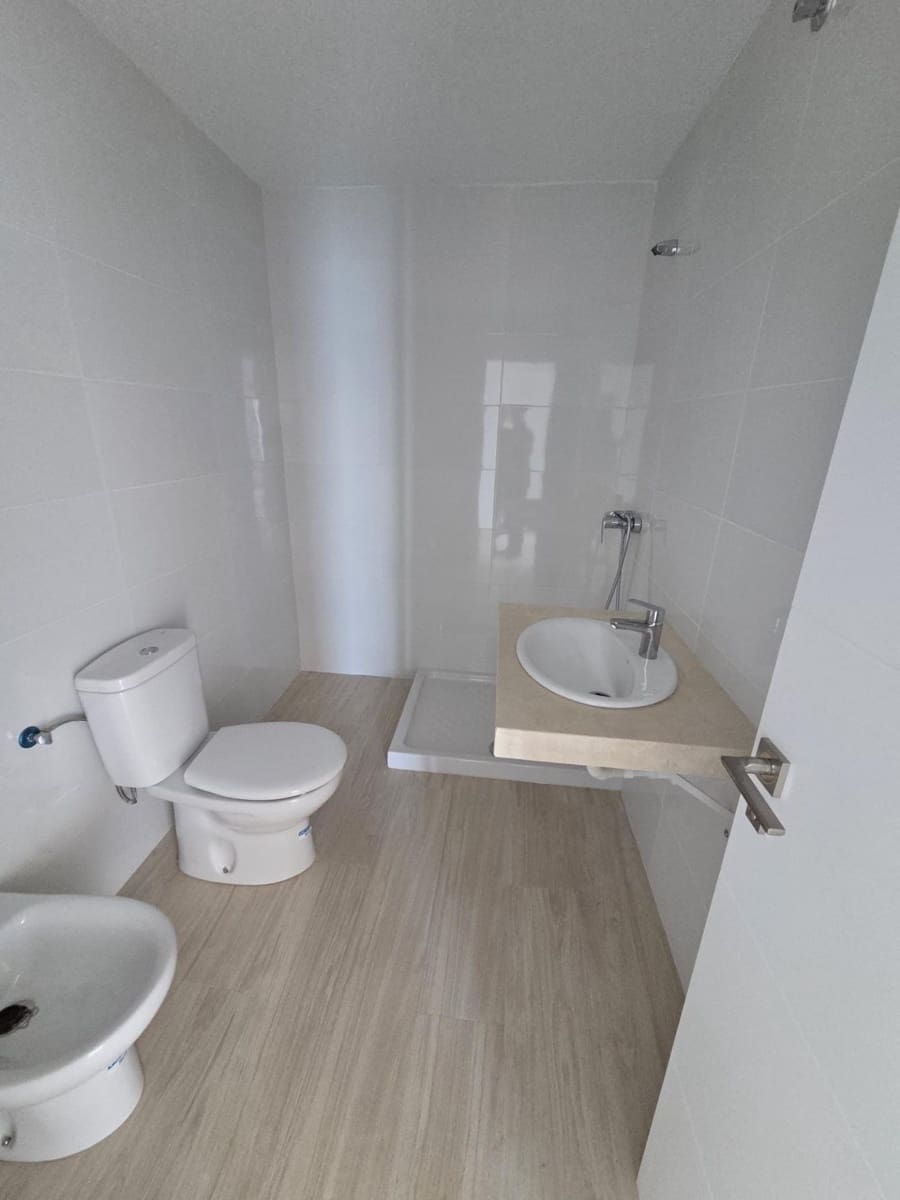 2 makuuhuone Asunto myytävänä paikassa Fuengirola mukana 
autotalli - 600 000 € (Ref: 9903933)