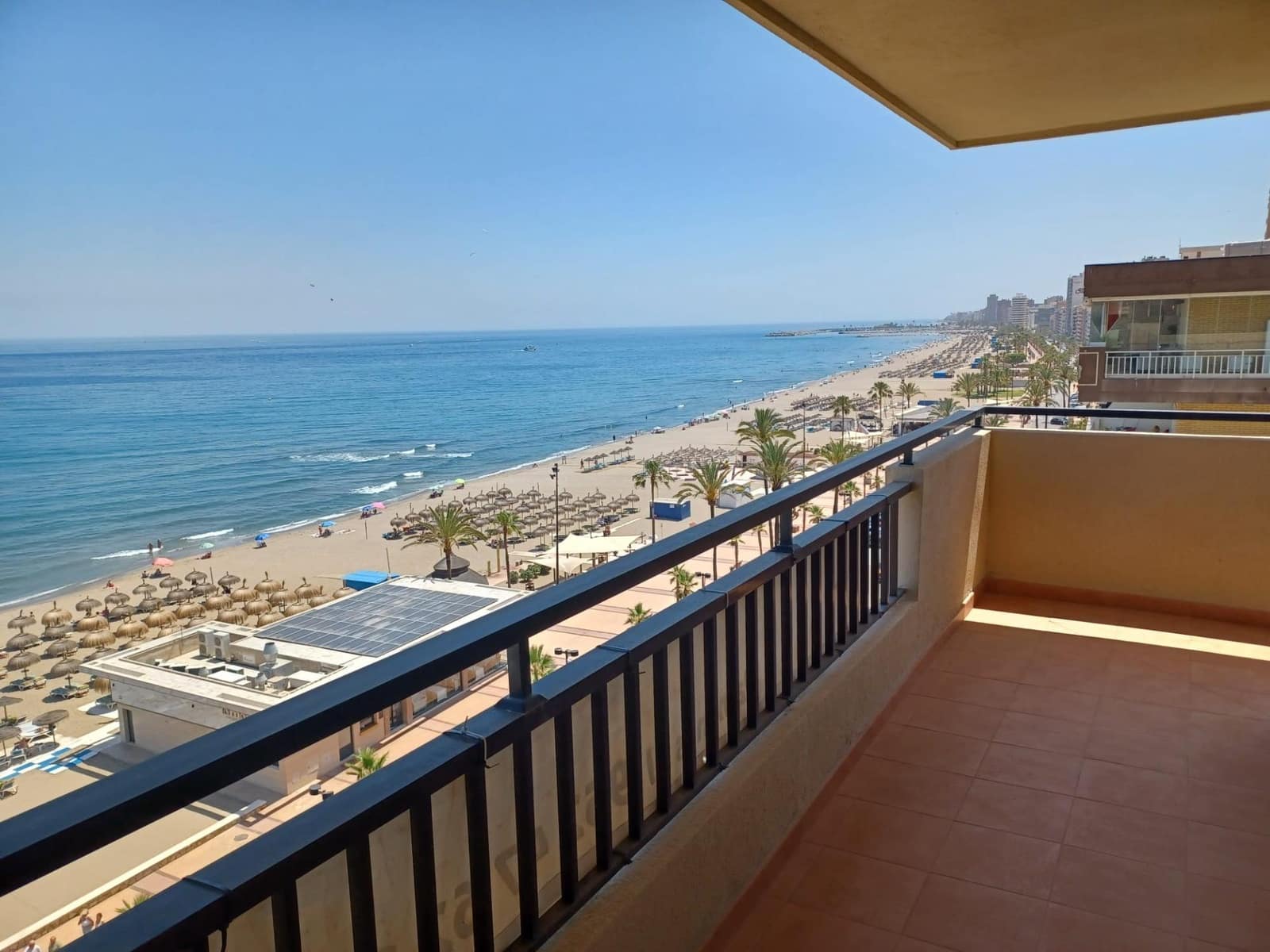 2 makuuhuone Asunto myytävänä paikassa Fuengirola mukana 
autotalli - 600 000 € (Ref: 9903933)