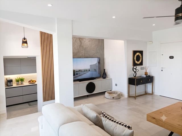 3 soveværelse Lejlighed til salg i Torremolinos med swimmingpool garage - € 659.000 (Ref: 9934205)