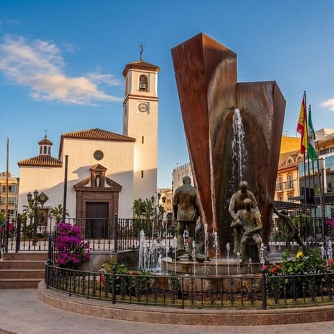 Biznes na sprzedaż w Fuengirola - 330 000 € (Ref: 9957982)