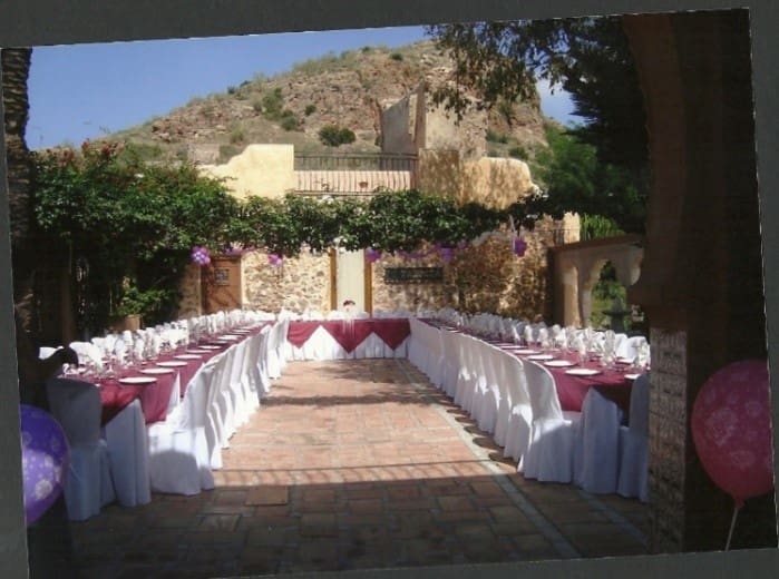 Restaurant/Bar til salgs i Turre - € 550 000 (Ref: 8837541)