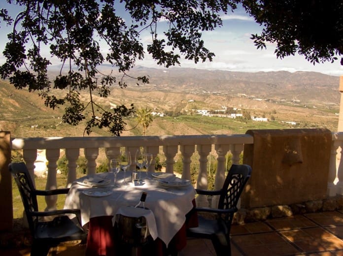 Restaurant/Bar til salgs i Turre - € 550 000 (Ref: 8837541)