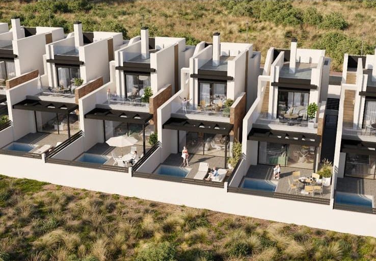 Chalet de 3 habitaciones en Torrevieja en venta con piscina garaje - 499.900 € (Ref: 8847935)