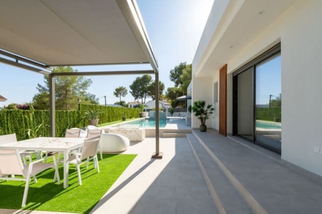 3 slaapkamer Villa te koop in Alicante stad met zwembad - € 845.000 (Ref: 9892889)