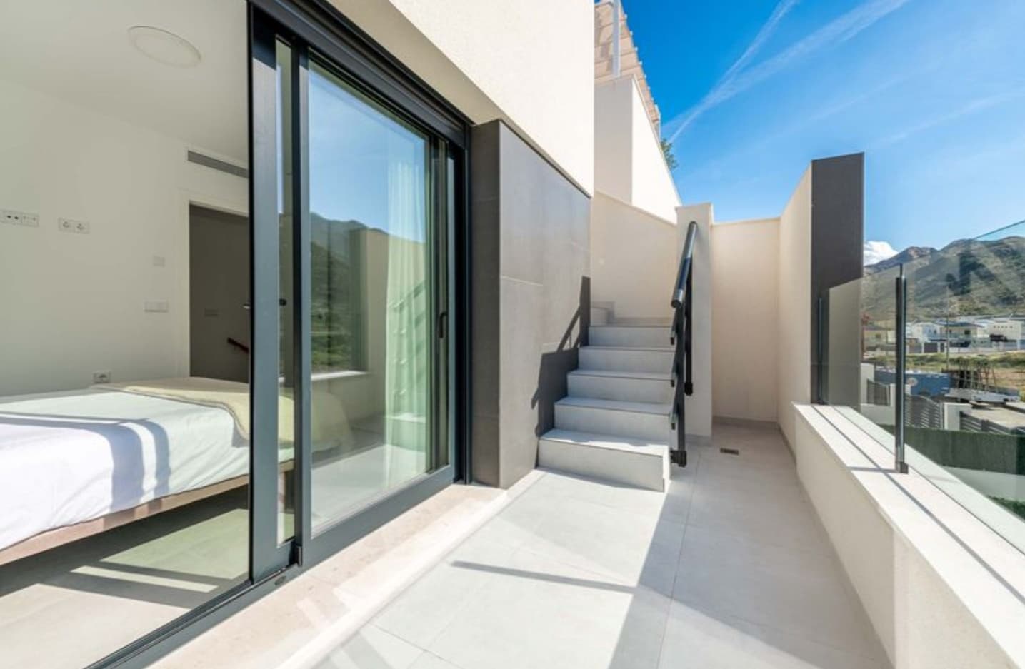 Villa/Maison Mitoyenne à vendre à Cox avec piscine garage - 223 000 € (Ref: 9899796)