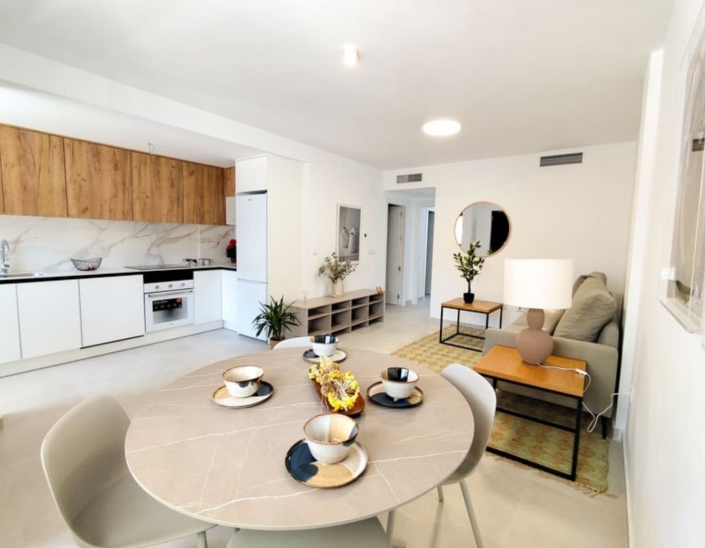 Apartament na sprzedaż w Cox z basenem garażem - 209 000 € (Ref: 9899804)