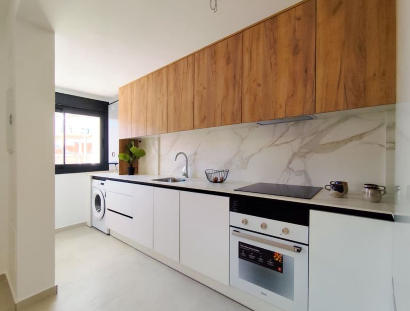 Apartament na sprzedaż w Cox z basenem garażem - 209 000 € (Ref: 9899804)