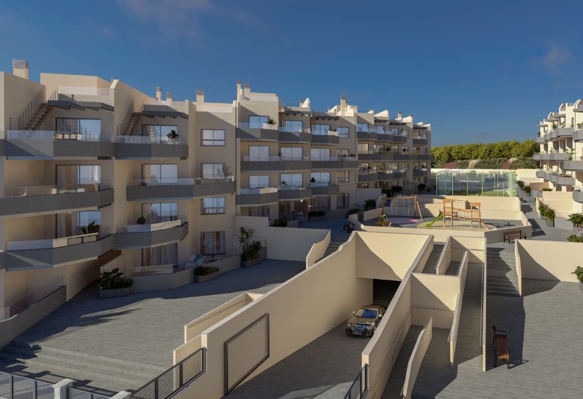 2 slaapkamer Strandappartement te koop in Torrox met zwembad garage - € 331.000 (Ref: 9562315)