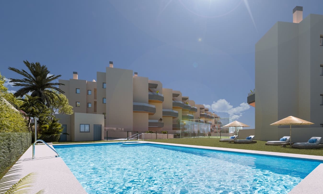 2 slaapkamer Strandappartement te koop in Torrox met zwembad garage - € 331.000 (Ref: 9562315)