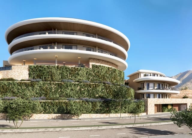 2 soveværelse Strandlejlighed til salg i Fuengirola med swimmingpool garage - € 849.000 (Ref: 9562329)