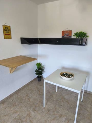 2 soveværelse Strandlejlighed til leje i Benalmádena med swimmingpool garage - € 1.300 (Ref: 9562334)