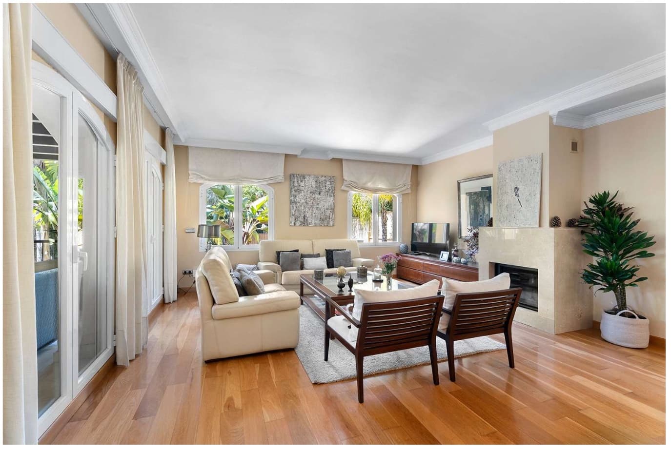 5 soveværelse Villa til salg i Malaga by med swimmingpool - € 1.600.000 (Ref: 9562364)