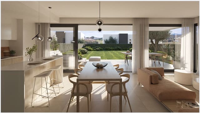 3 sovrum Radhus till salu i Estepona med pool garage - 850 000 € (Ref: 9562408)