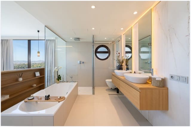 2 slaapkamer Flat te koop in Castillo Sohail, Fuengirola met zwembad - € 695.000 (Ref: 9562415)