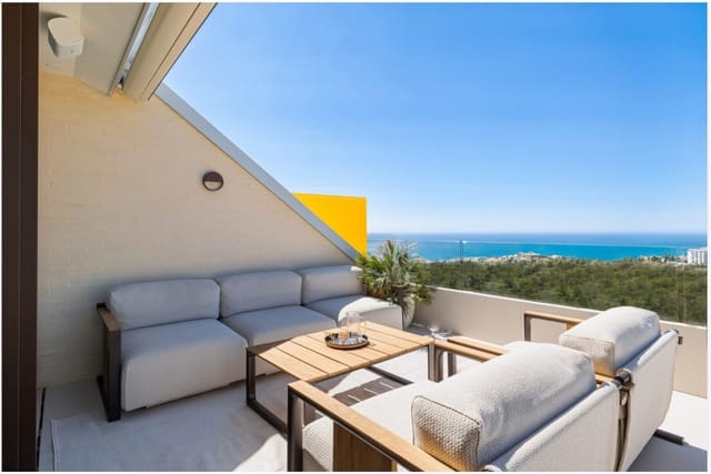 2 slaapkamer Flat te koop in Castillo Sohail, Fuengirola met zwembad - € 695.000 (Ref: 9562415)