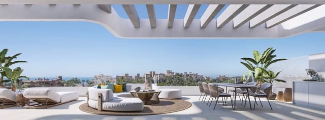 Piso de 2 habitaciones en Estepona en venta con piscina garaje - 520.000 € (Ref: 9562438)