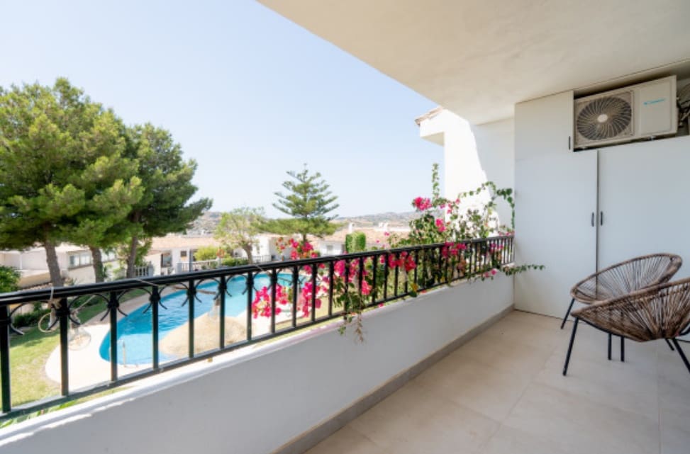 Adosado de 2 habitaciones en Mijas en venta con piscina - 435.000 € (Ref: 9562444)
