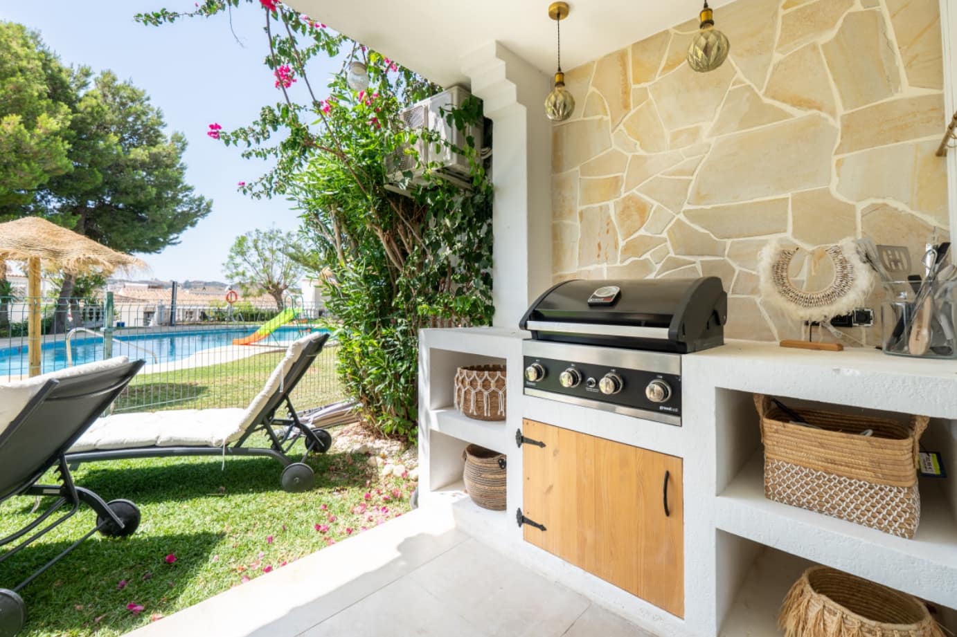 Adosado de 2 habitaciones en Mijas en venta con piscina - 435.000 € (Ref: 9562444)