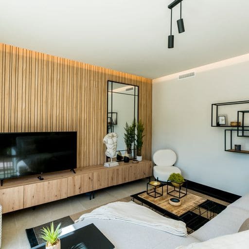 3 sypialnia Apartament przy plaży na sprzedaż w Nueva Andalucia z basenem - 950 000 € (Ref: 9562447)