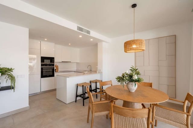 2 soveværelse Strandlejlighed til salg i Fuengirola med swimmingpool garage - € 720.000 (Ref: 9562449)