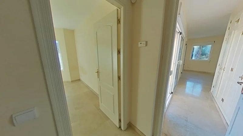 5 soveværelse Villa til salg i Marbella med swimmingpool garage - € 1.851.000 (Ref: 9562451)