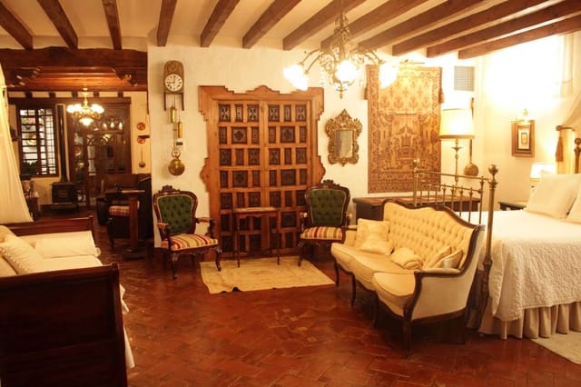 4 sovrum Semi-fristående Villa till salu i Antequera med garage - 1 000 000 € (Ref: 9562464)