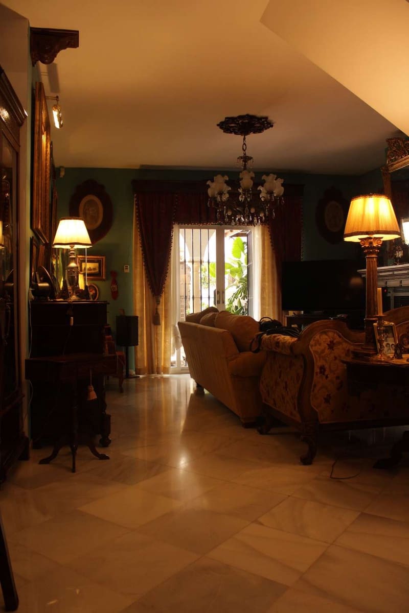 4 sovrum Semi-fristående Villa till salu i Antequera med garage - 1 000 000 € (Ref: 9562464)