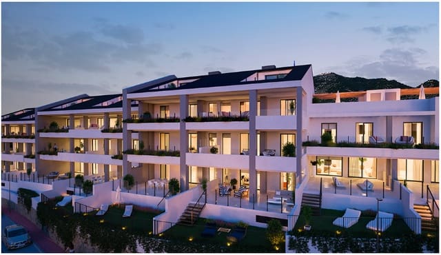 2 soveværelse Penthouse til salg i Benalmádena med swimmingpool garage - € 598.000 (Ref: 9562480)