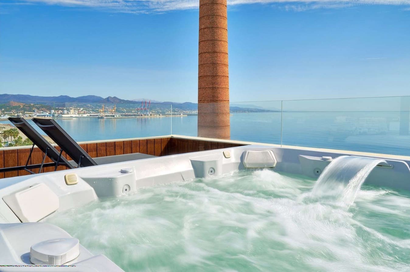 Apartamento Playa de 4 habitaciones en Málaga ciudad en venta con piscina garaje - 3.300.000 € (Ref: 9562482)