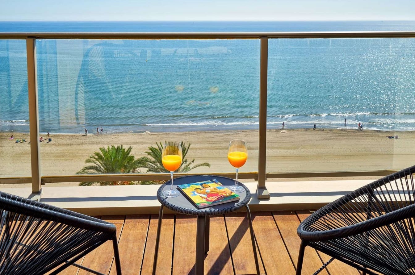 Apartamento Playa de 4 habitaciones en Málaga ciudad en venta con piscina garaje - 3.300.000 € (Ref: 9562482)