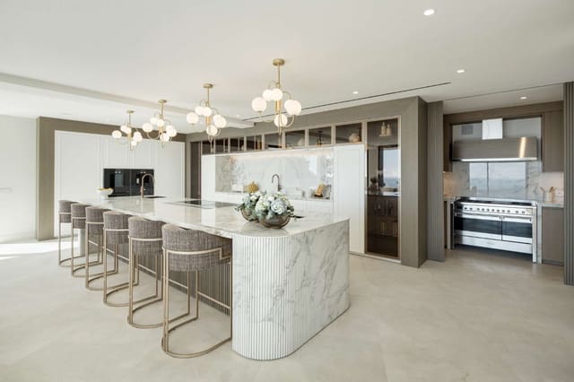 11 makuuhuone Huvila myytävänä paikassa Benahavís mukana uima-altaan - 30 000 000 € (Ref: 9562483)